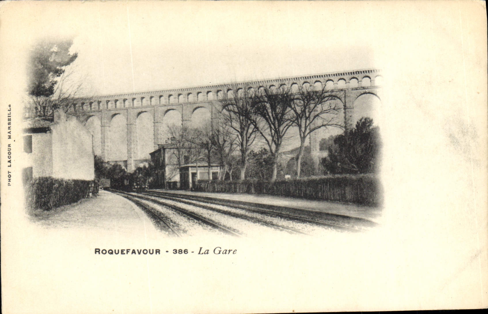 CPA Roquefavour la gare 
