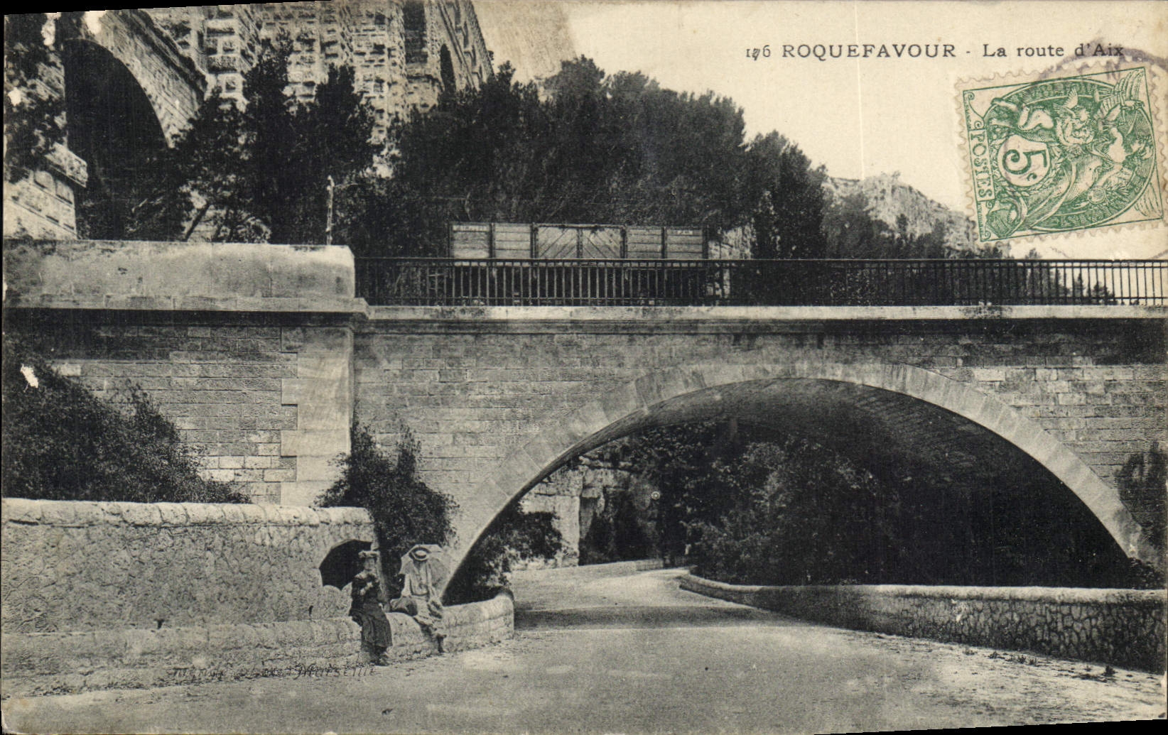 CPA Roquefavour La route
