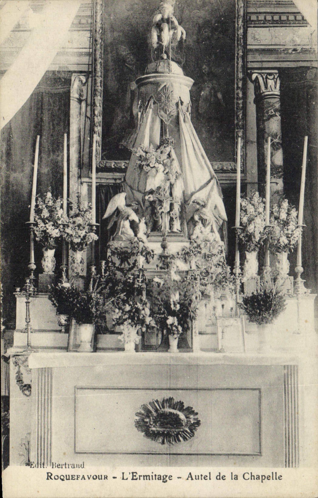 CPA Roquefavour L'Ermitage Autel de la Chapelle