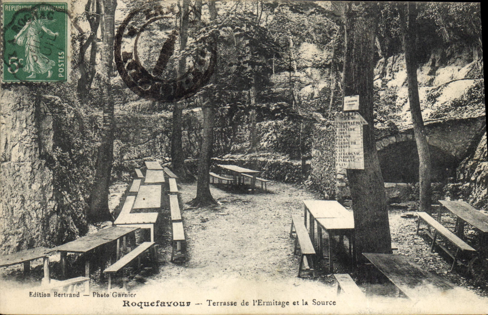 CPA Roquefavour Terrasse de l'Ermitage et la Source