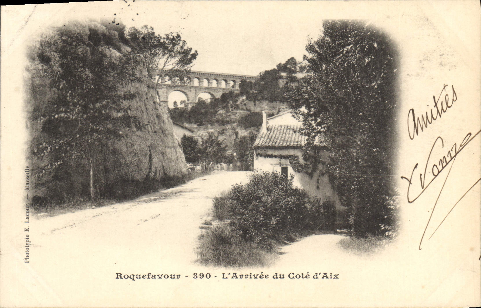 CPA Roquefavour L'Arrivee du Cote d'Aix