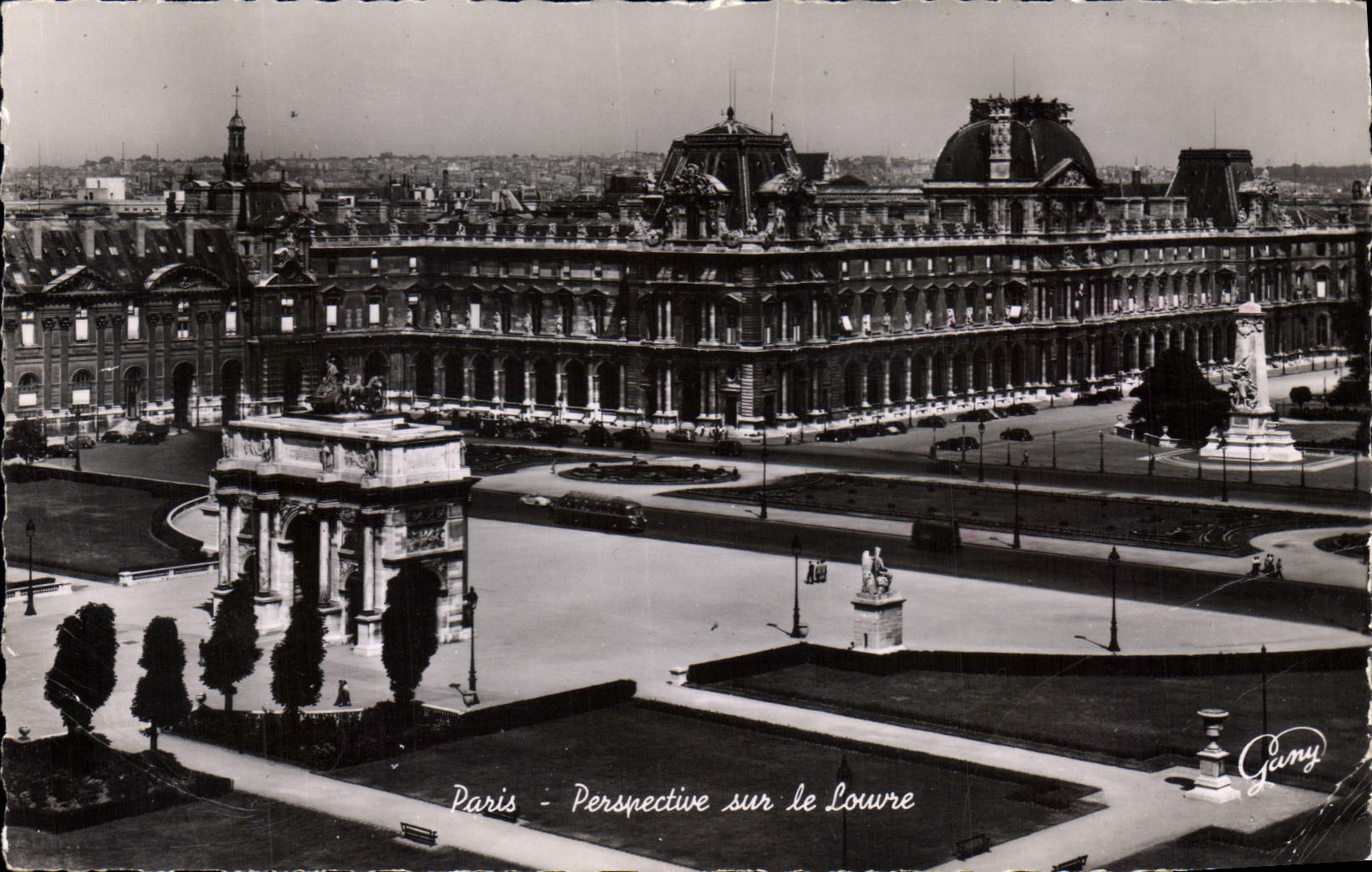 CPA Paris Perspective sur le Louvre