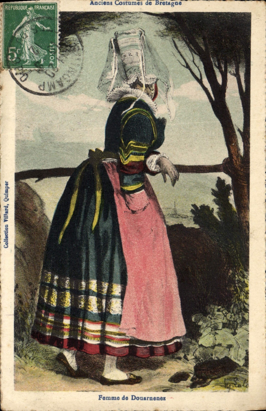CPA Anciens Costumes de Bretagne Femme de Douarnenez Folklore