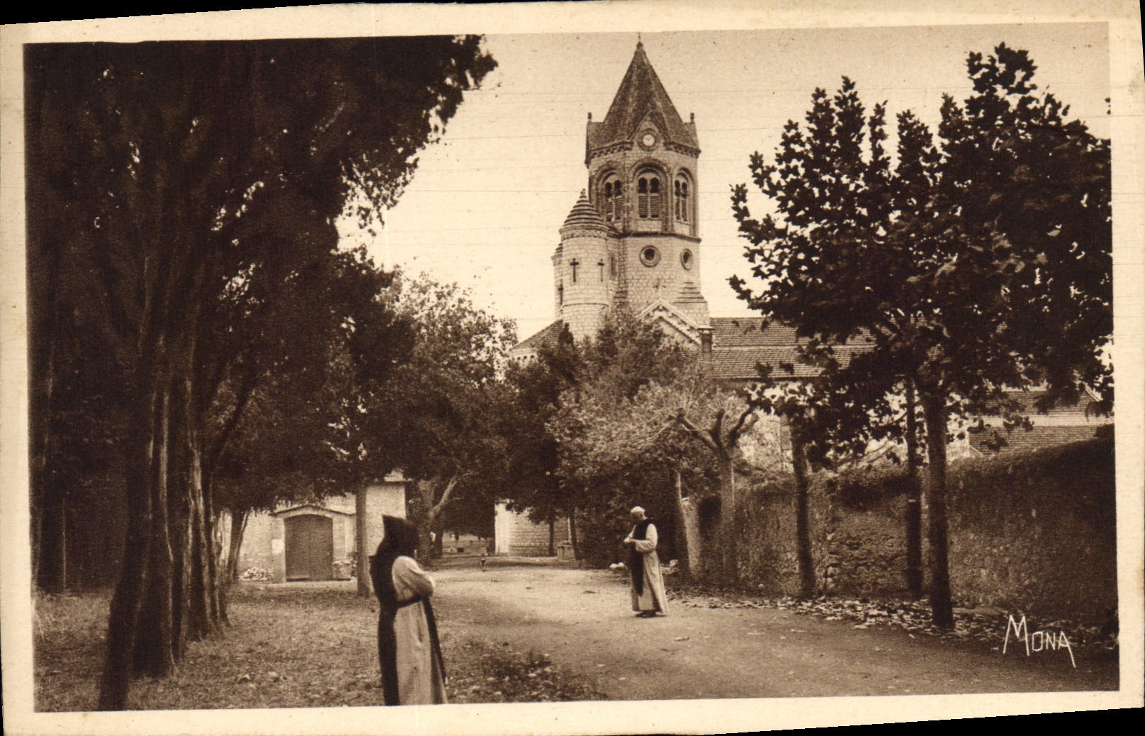 CPA Ile St Honorat Chemin de Ronde a L'interieur de la cloture