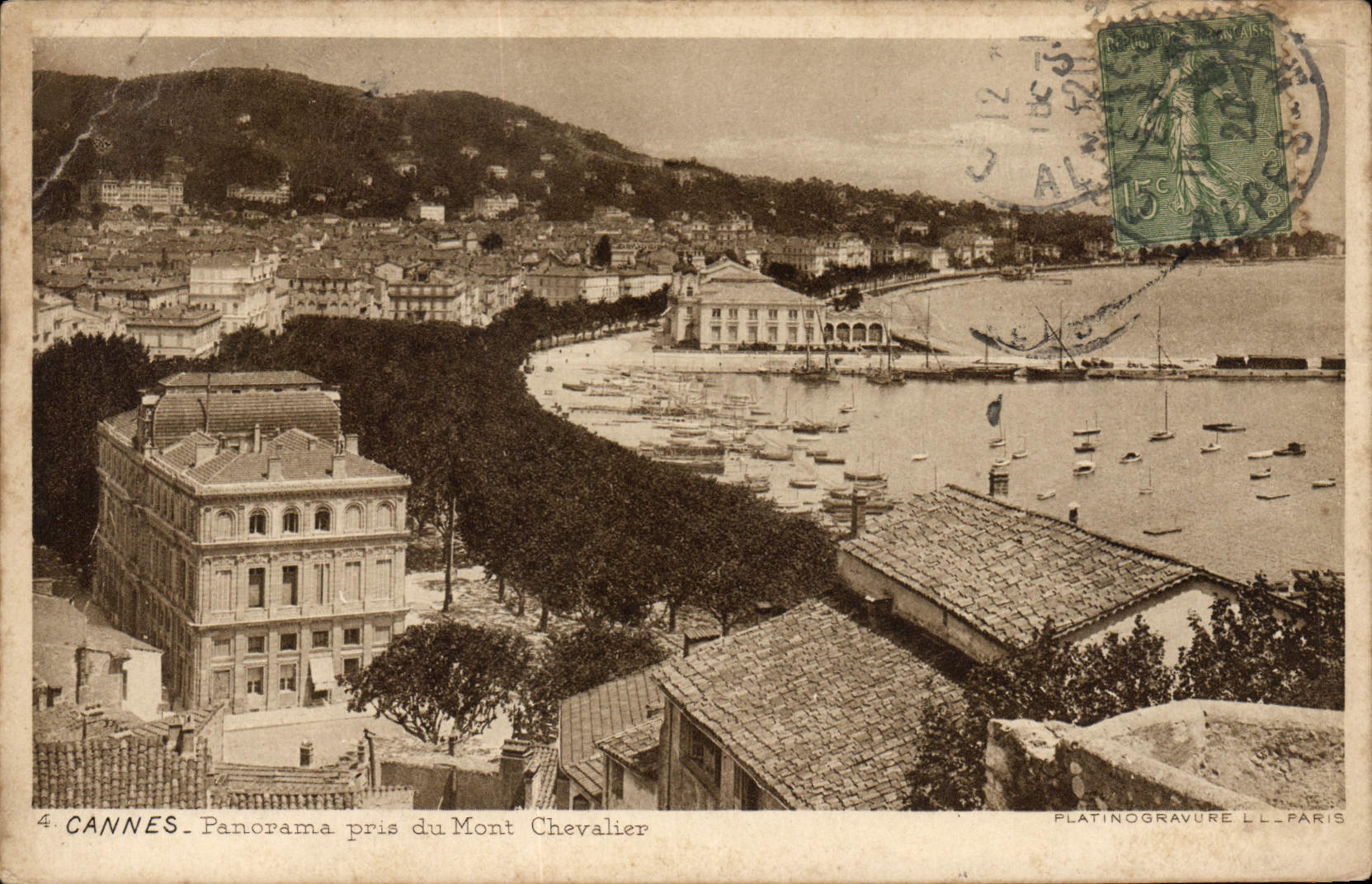 CPA Cannes Panorama pris du Mont Chevalier 