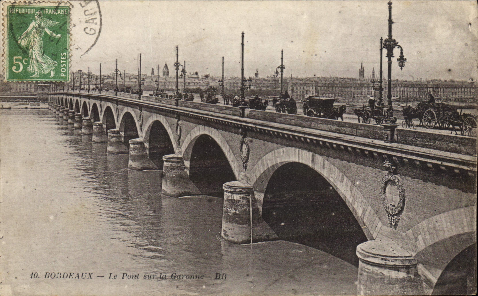 CPA Bordeaux Le Pont sur la Garonne 