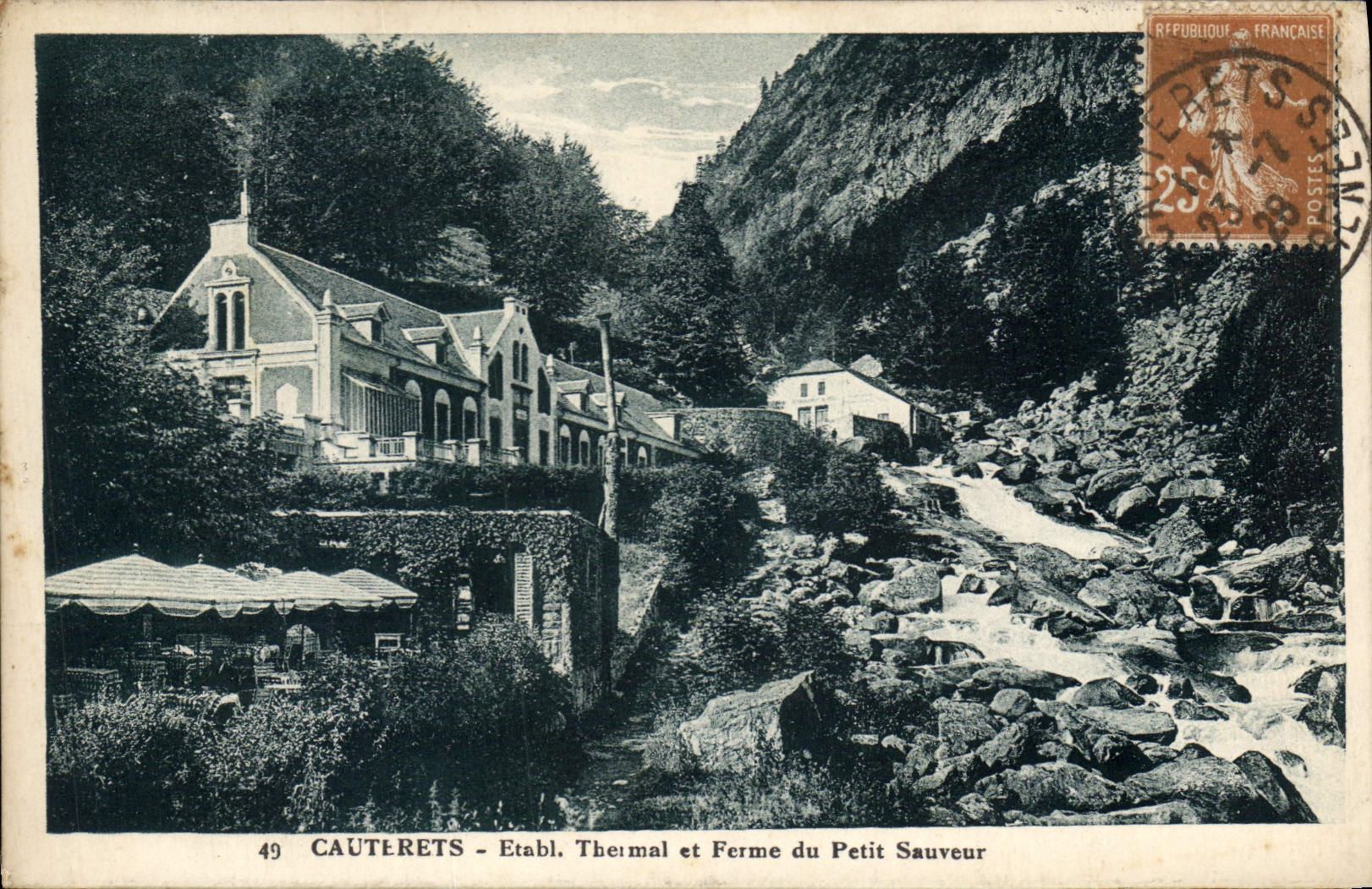 CPA Cauterets Etabl Thermal et Ferme du Petit Sauveur