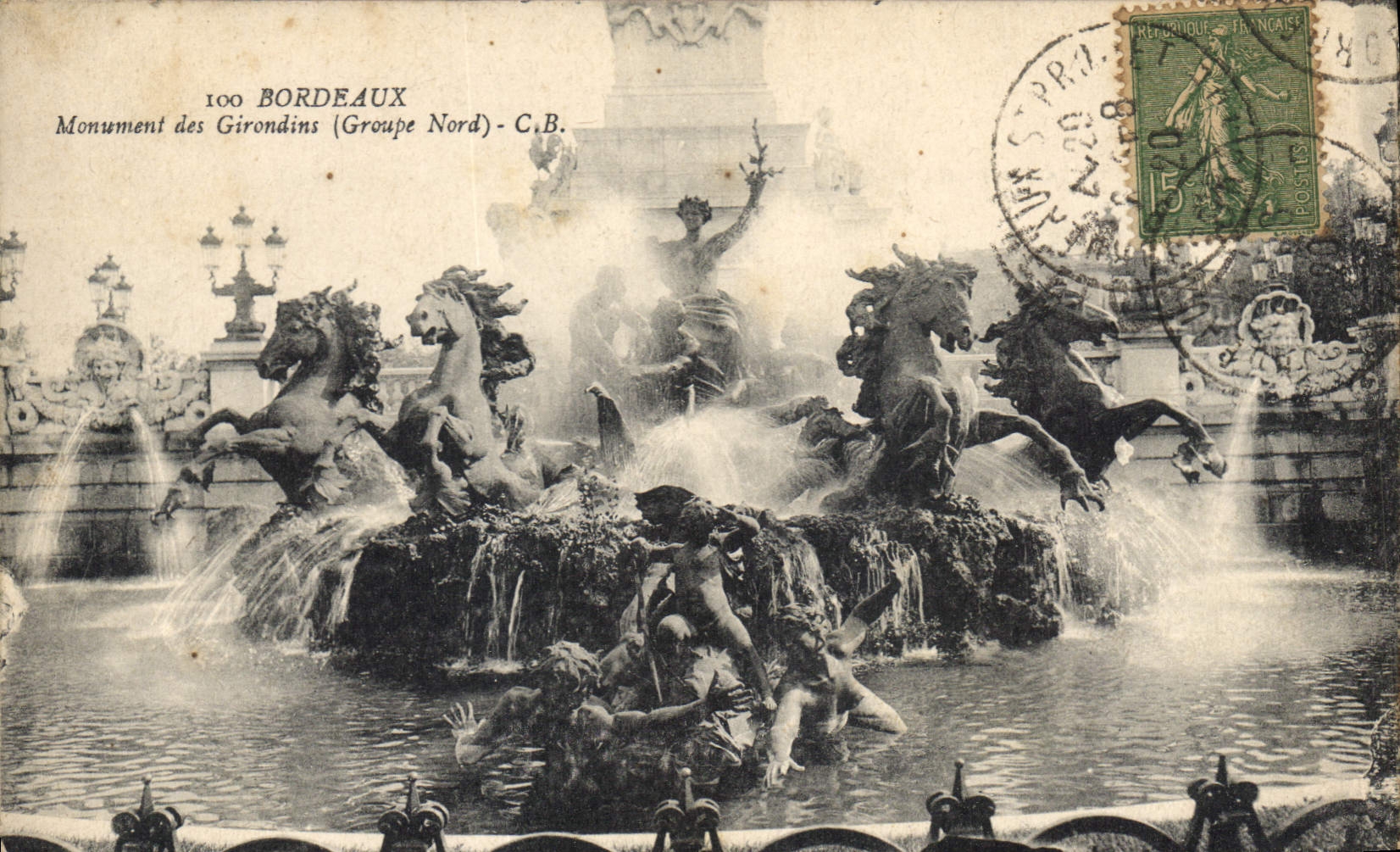 CPA Bordeaux Le Monument des Girondins 