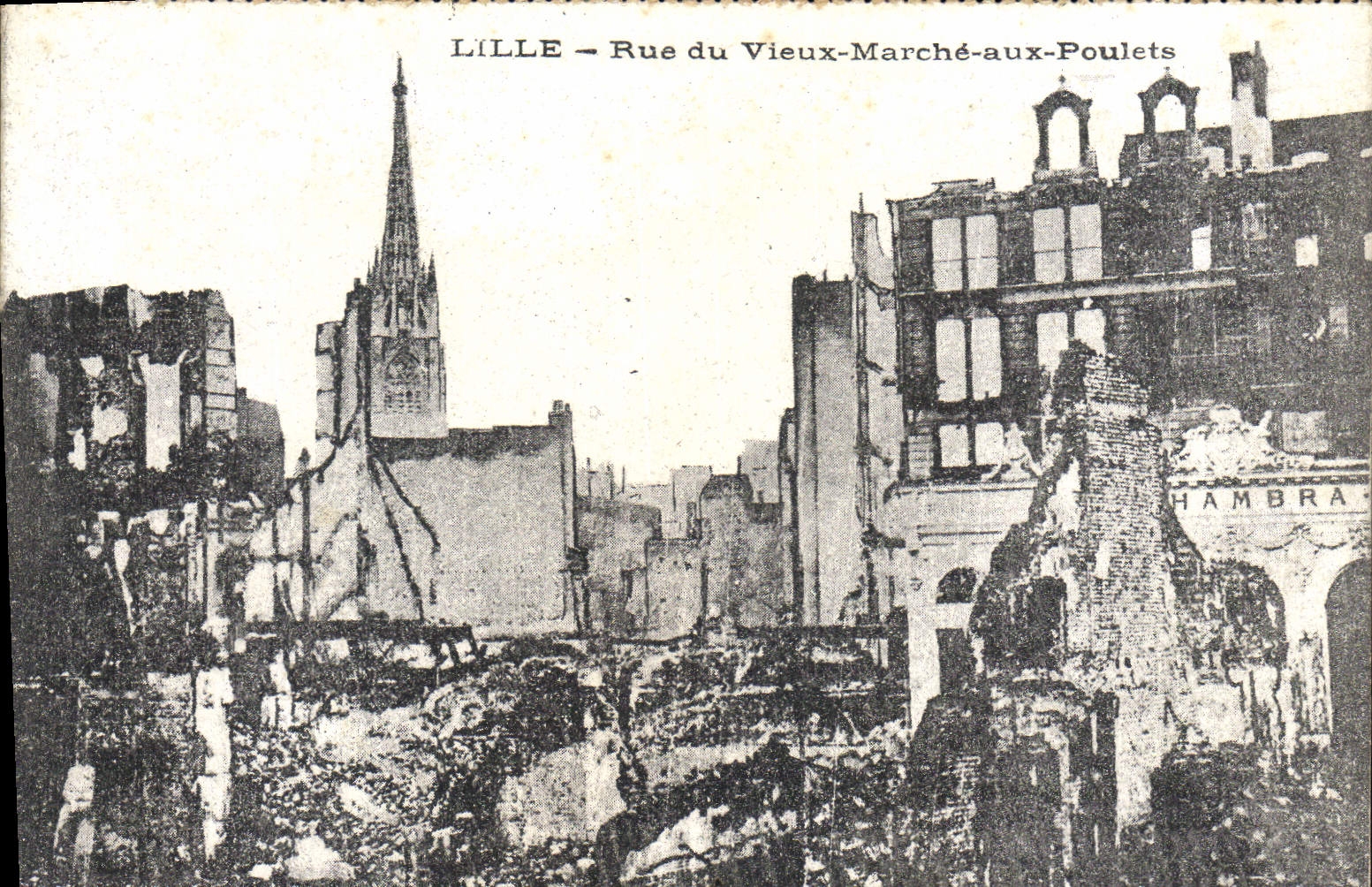 CPA Lille Rue de vieux Marche aux Poulets 