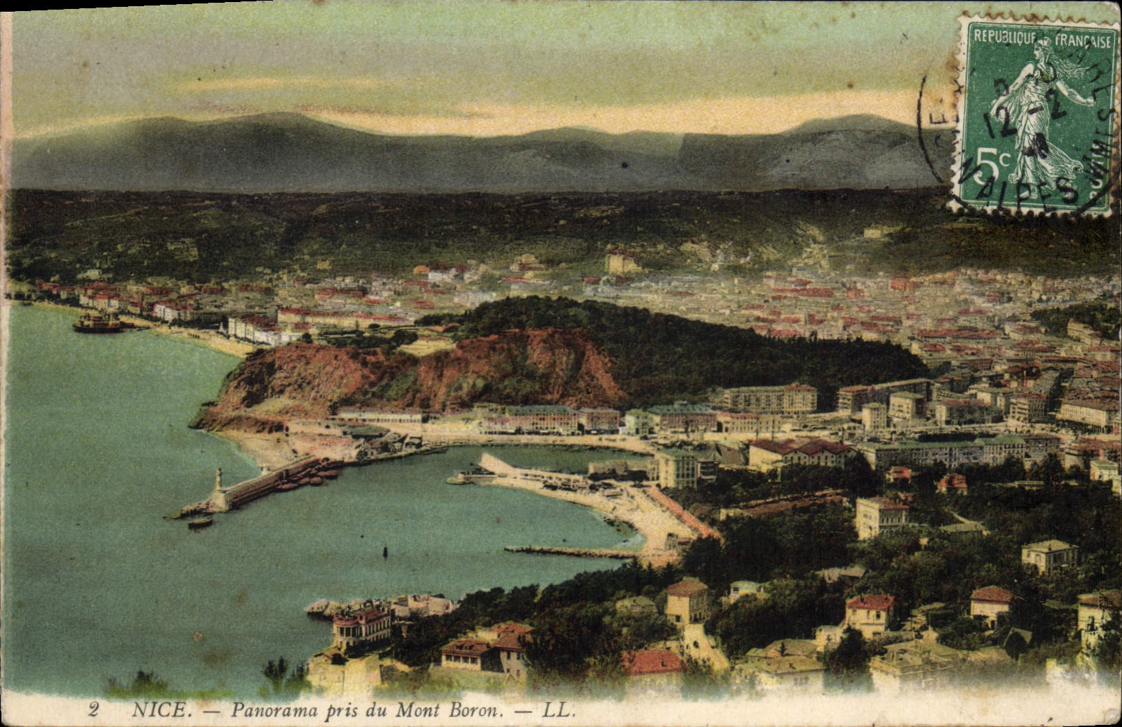 CPA Nice panorama pris du Mont Boron