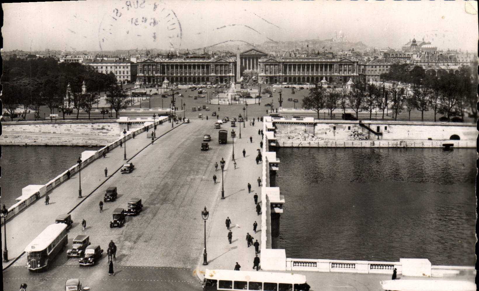CPA Paris vue panoramaque le port et la place de la Concorde