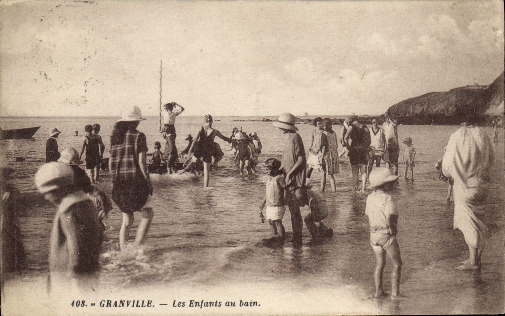 CPA Granville les Enfants Au Bain 