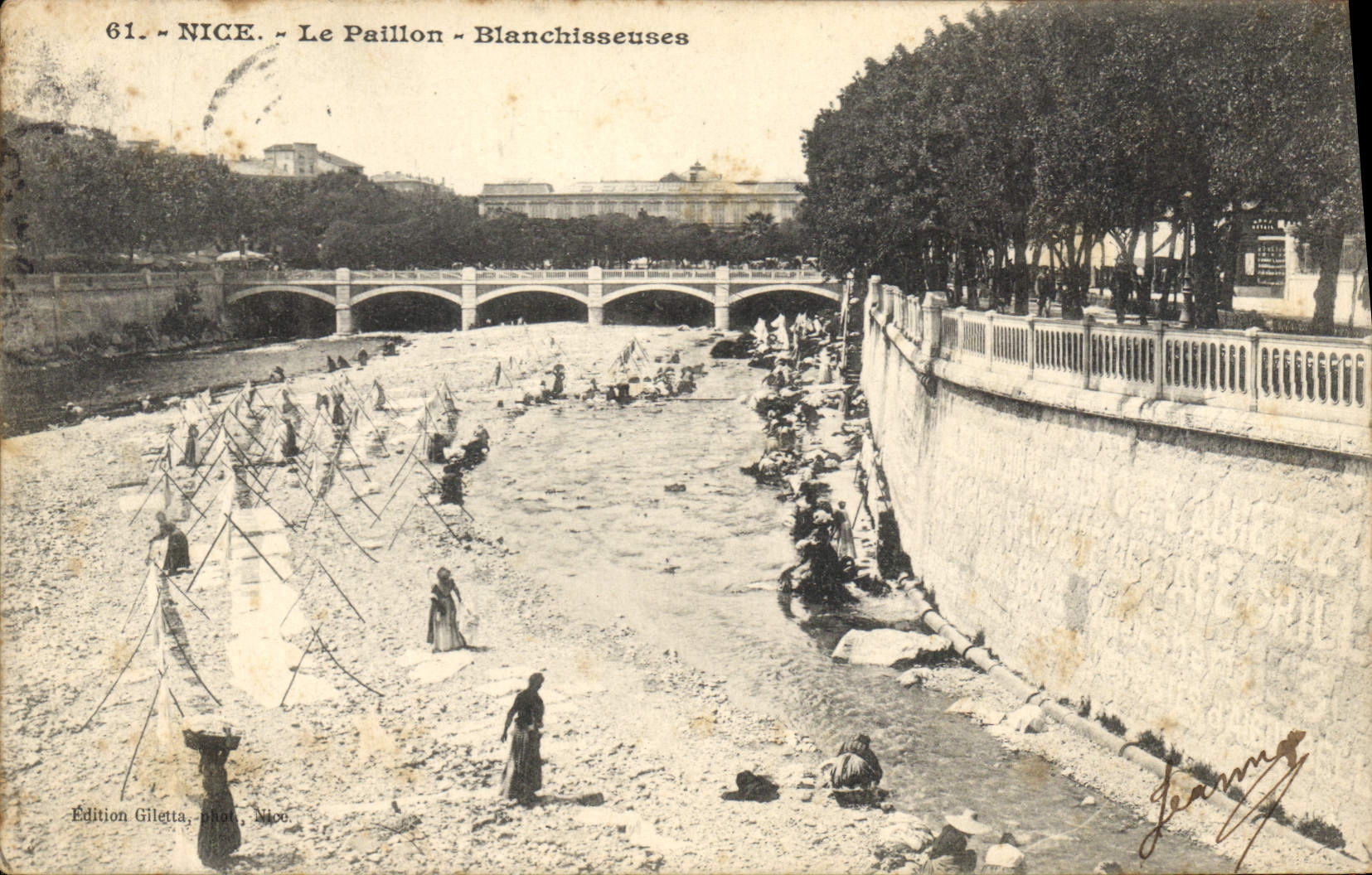 CPA Nice Le Pavillon Blanchisseuses 
