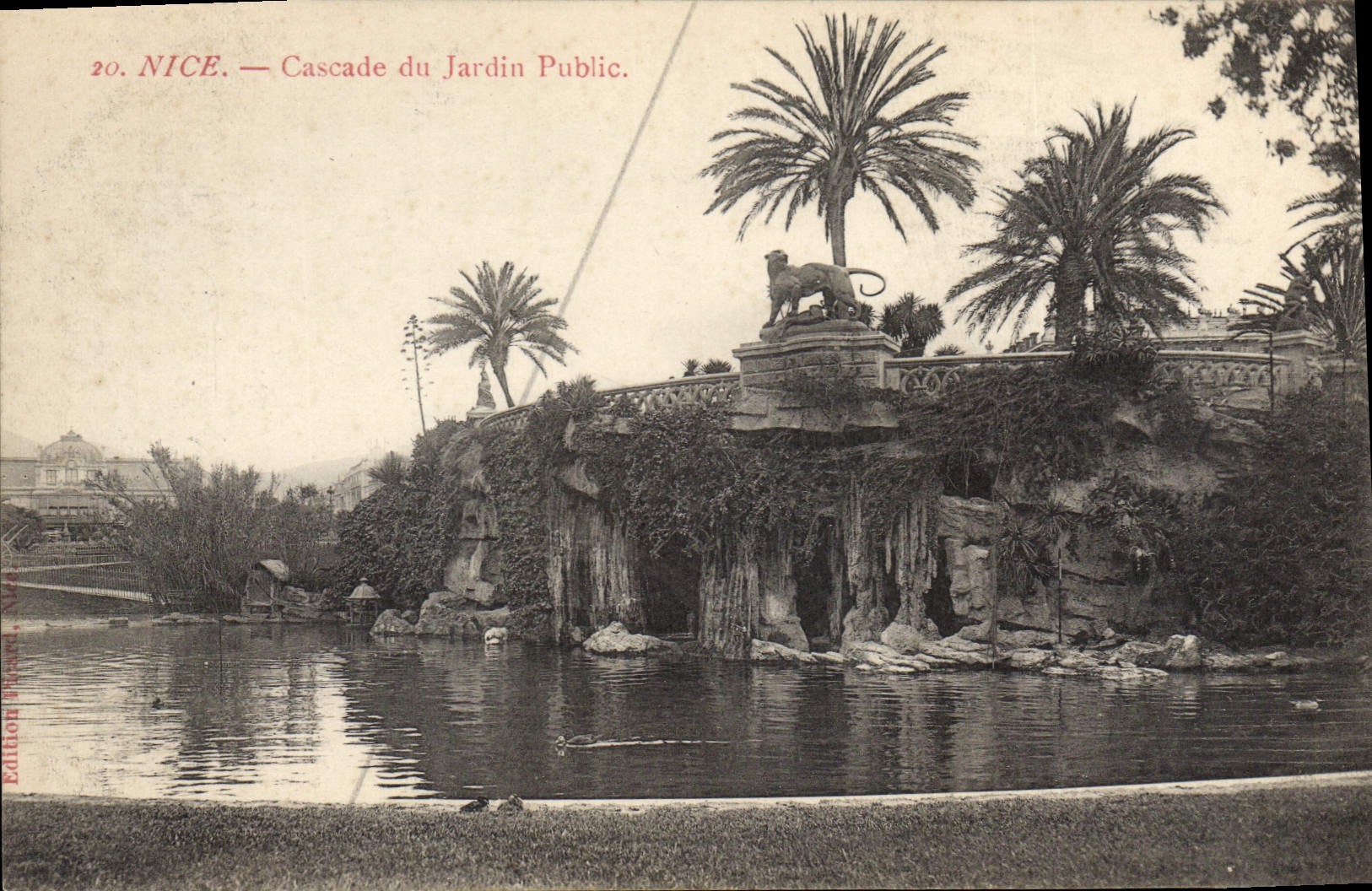 CPA Nice Cascade du jardin Public