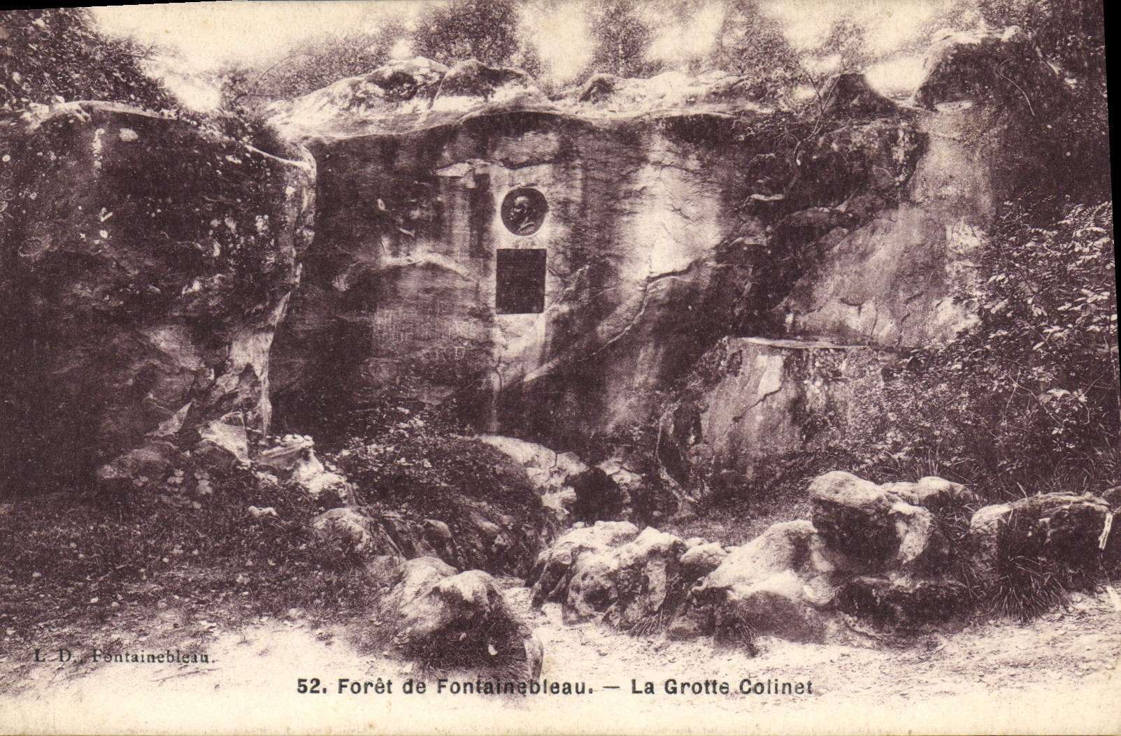 CPA Foret de Fontainebleau la Grotte Colinet 