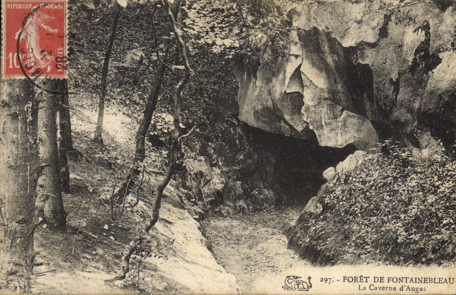 CPA Foret de Fontainebleau la Caverne d'Augas 