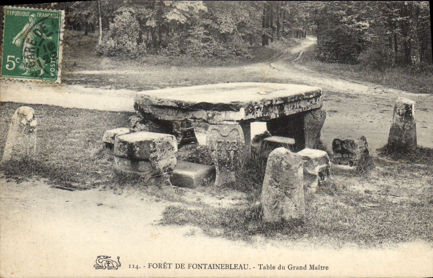 CPA Foret Fontainebleau Table du grand Maitre 