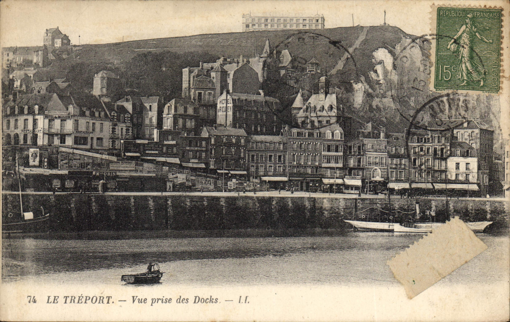 CPA Le Treport vue prise des Docks 
