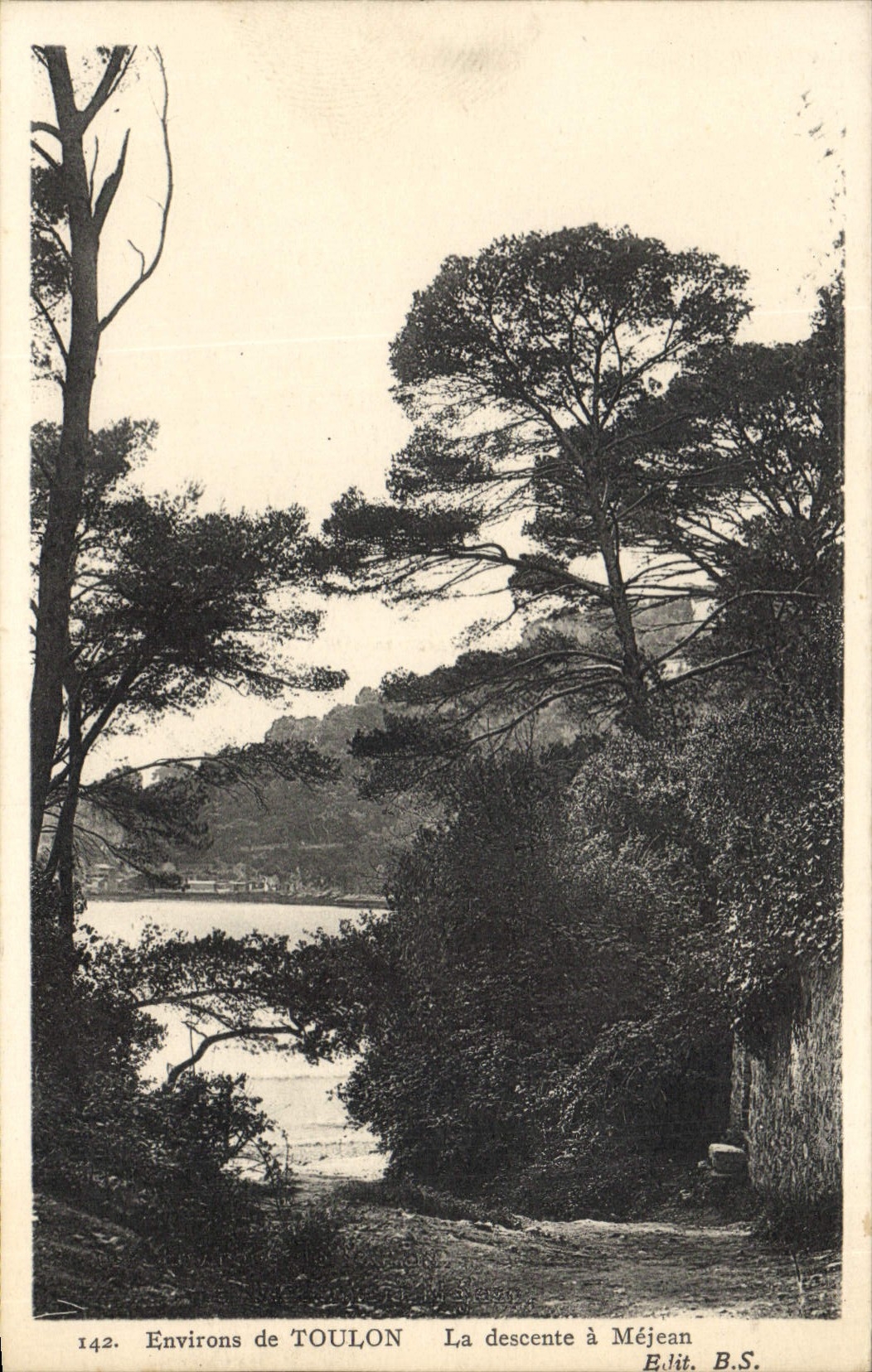 CPA Environs de Toulon la descente a Mejean 