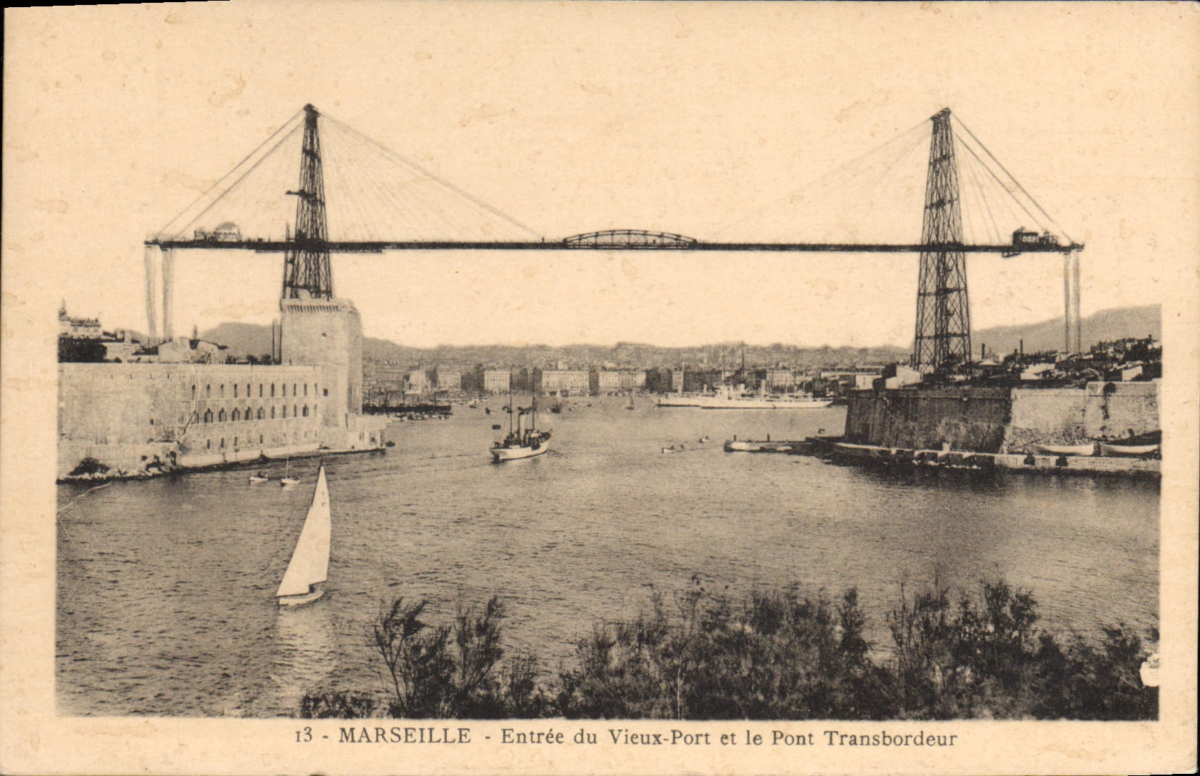 CPA Marseille entree du vieux port et le pont Transbordeur 