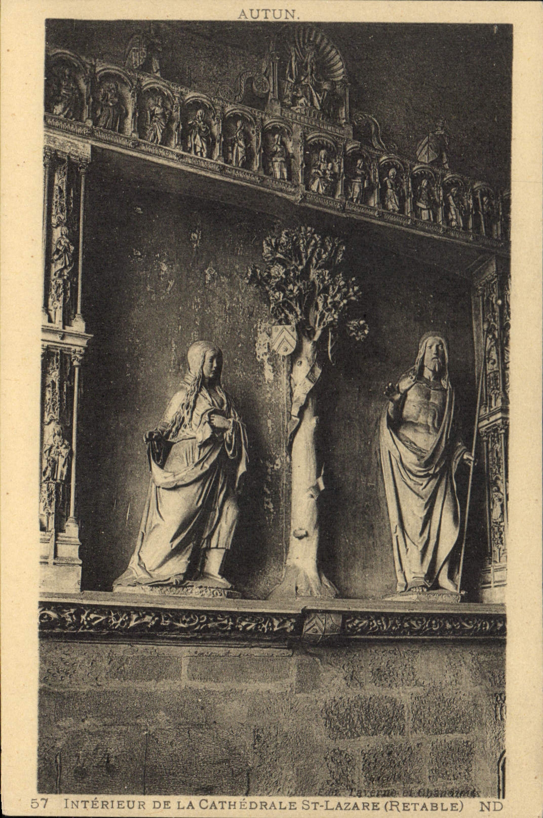 CPA Autun interieur de la cathedrale St Lazare Retable