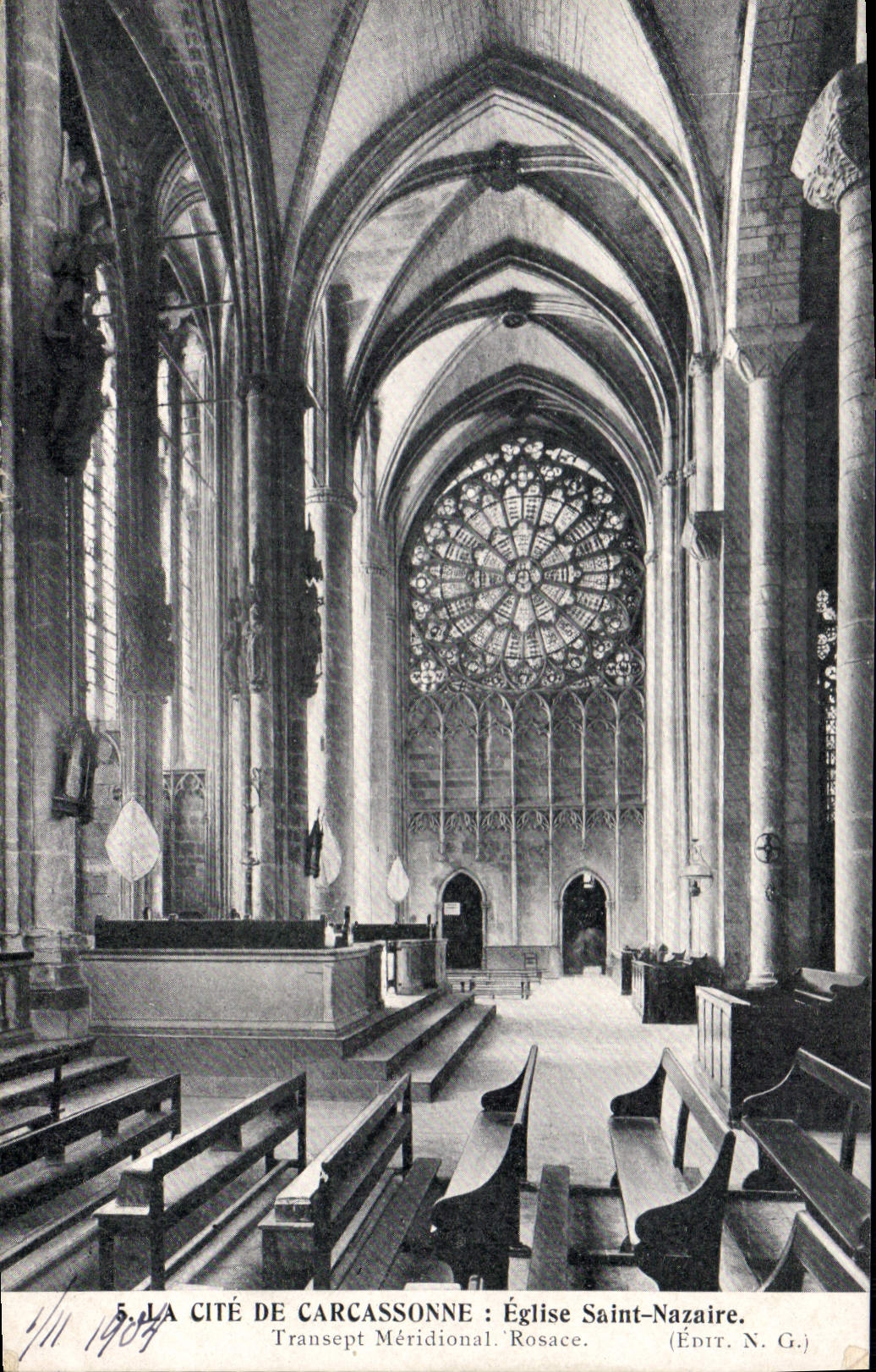CPA Cite de Carcassonne Eglise Saint Nazaire Transept Meridional Rosace