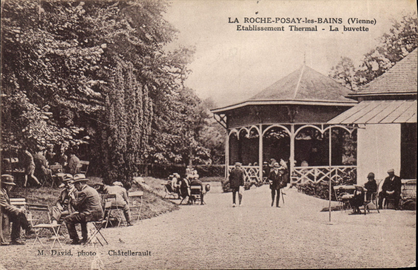 CPA La Roche Posay les Bains Vienne etablissement Thermal la Buvette 