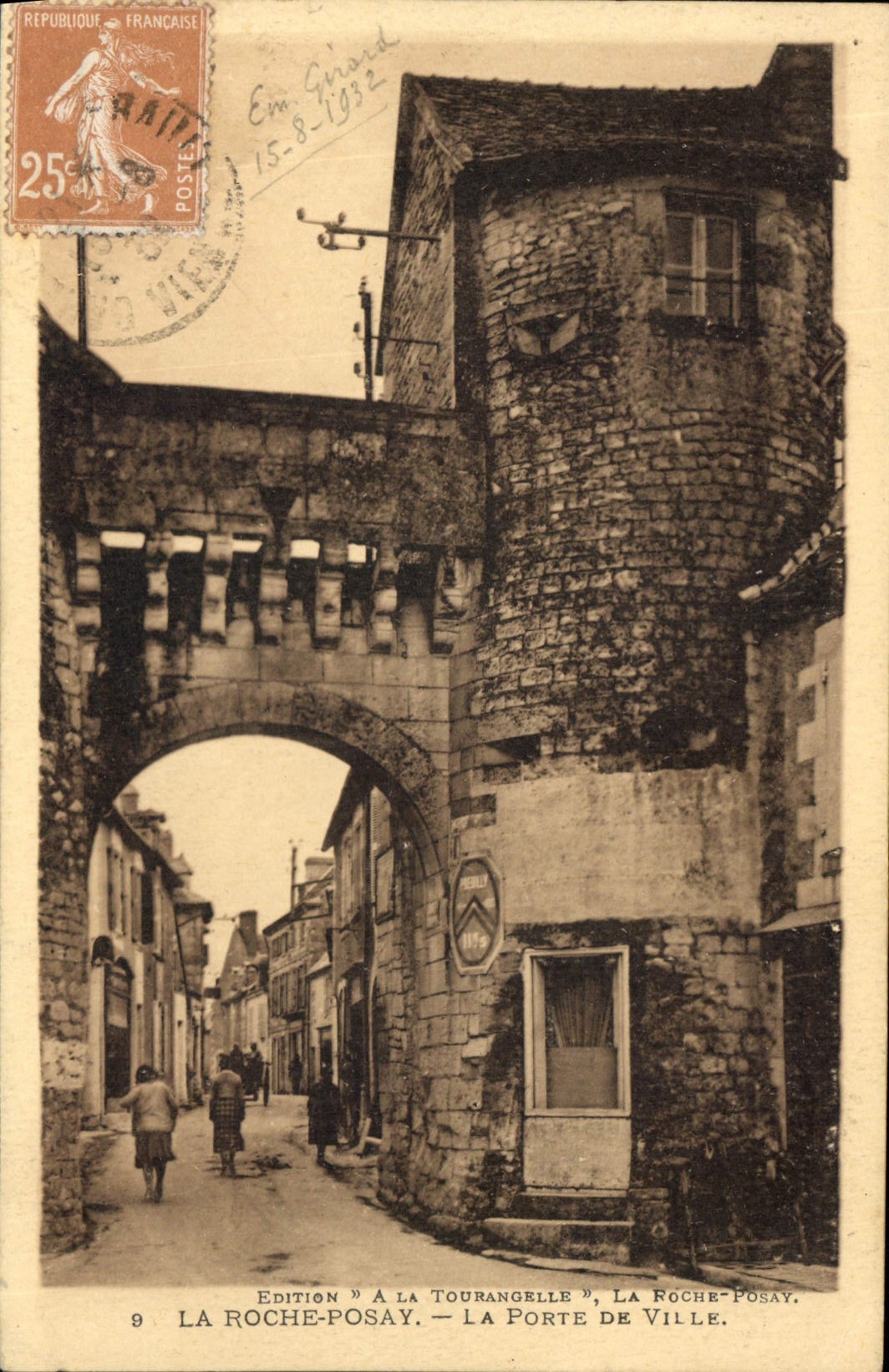 CPA La Roche Posay la porte de ville 