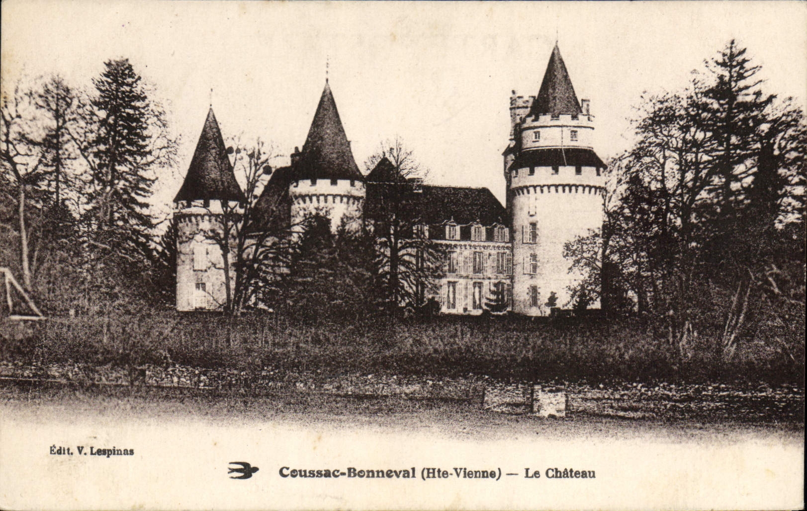 CPA Coussac Bonneval Hte Vienne Le Chateau