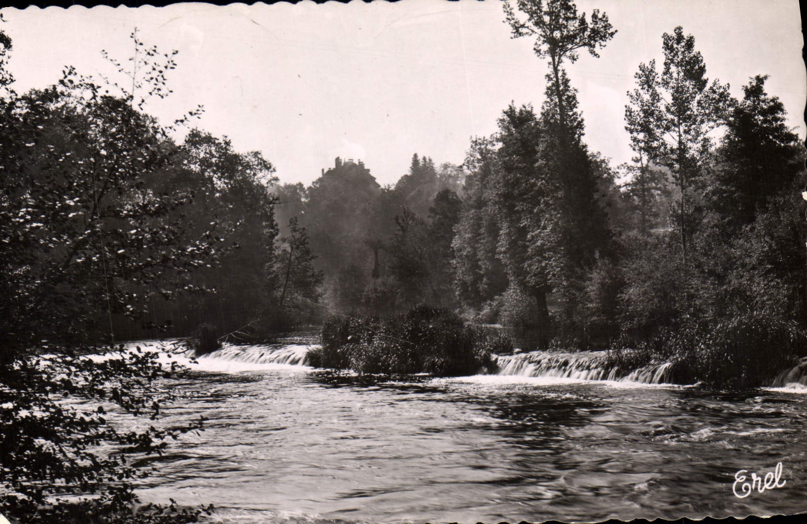 CPA Bessines Hte Vienne Ecluse du Moulin Blanc