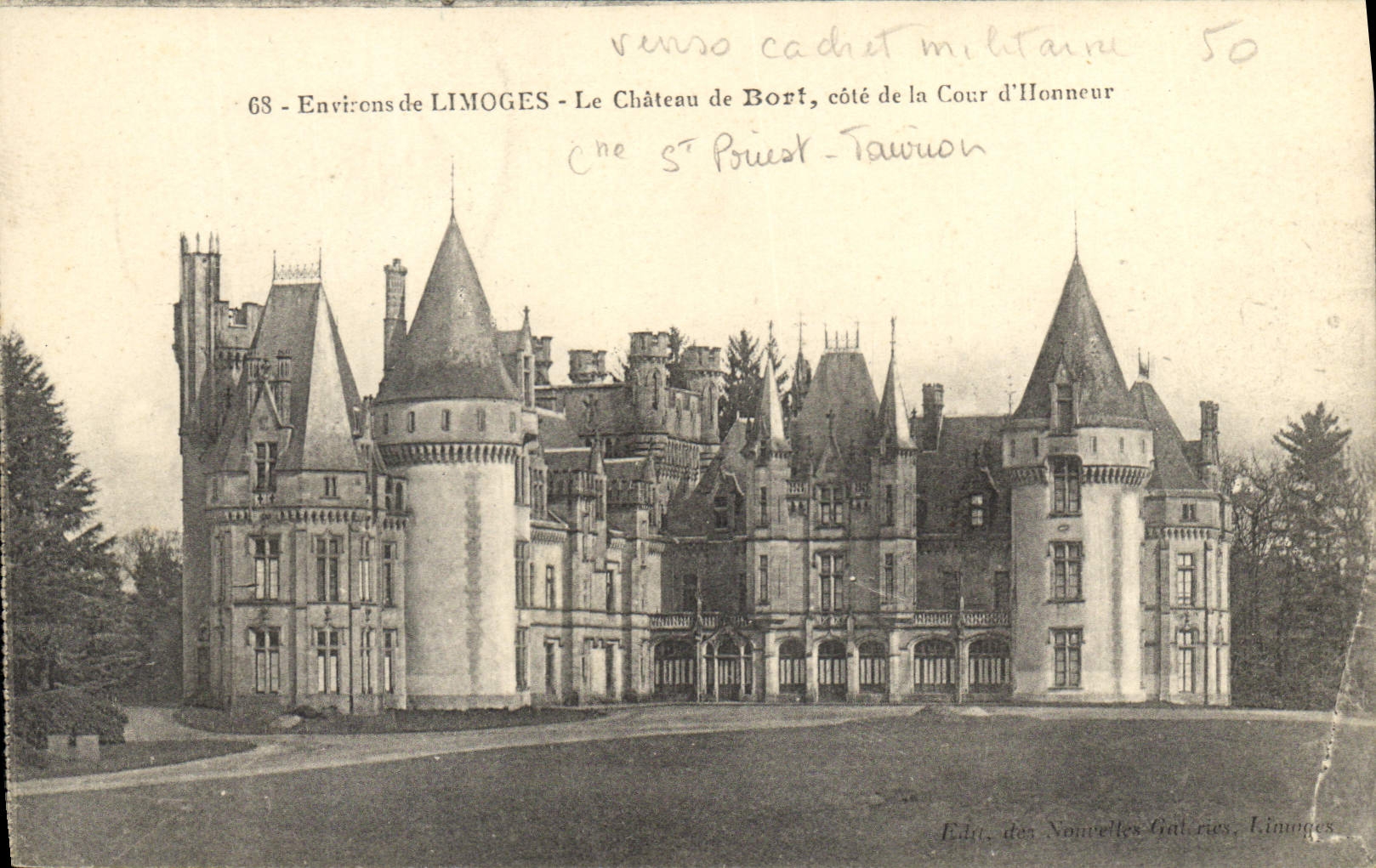 CPA Environs de Limoges Le Chateau de Bort cote de la Cour d'Honneur 
