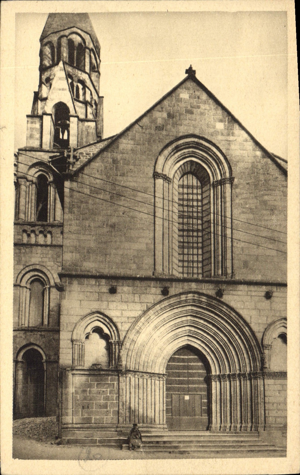 CPA St Leonard Hte Vienne Porche de l'Eglise 