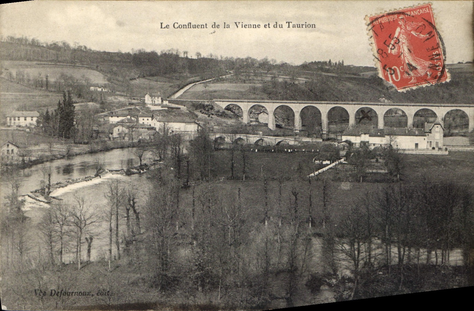 CPA Le Confluent de la Vienne et du Taurion