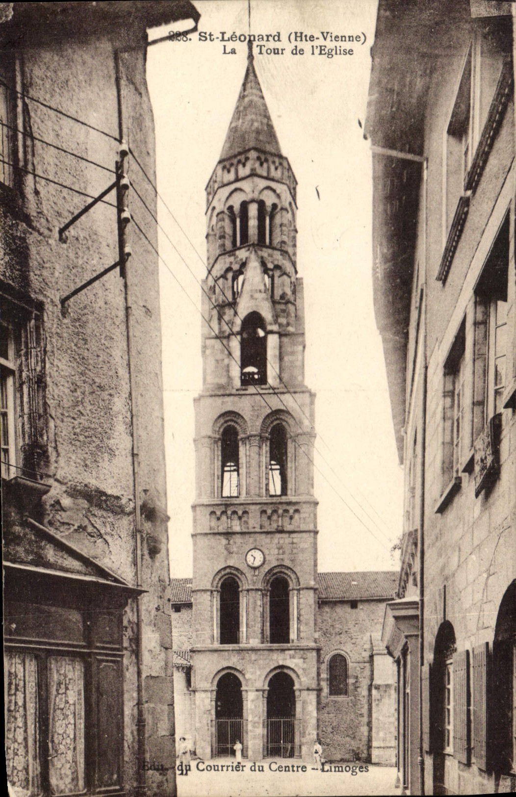 CPA St Leonard Hte Vienne La Tour de L'Eglise 