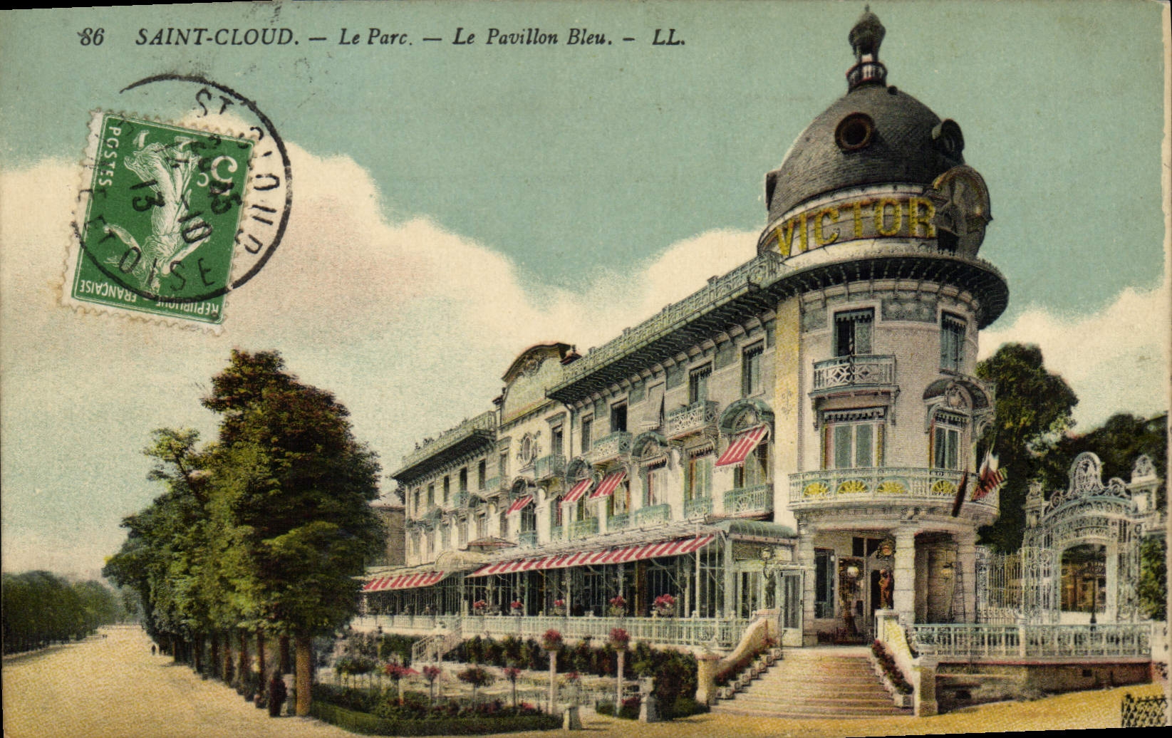 CPA Saint Cloud Le Parc Le Pavillon Bleu