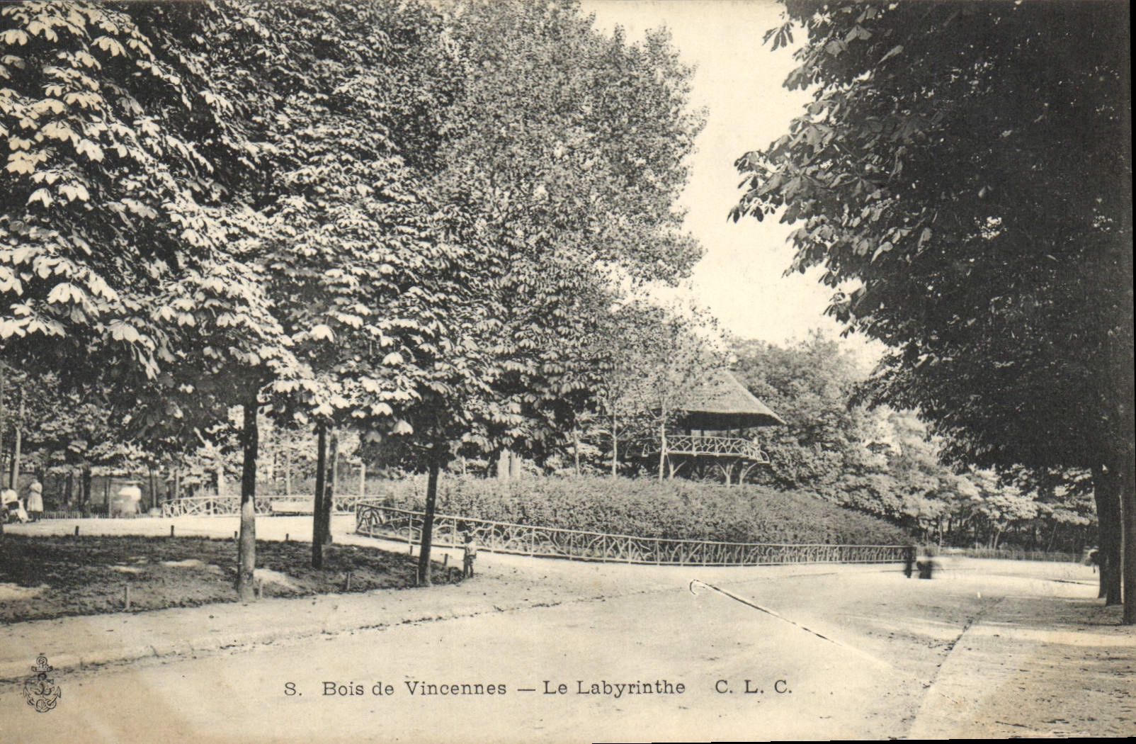 CPA Bois de Vincennes Le Labyrinthe 