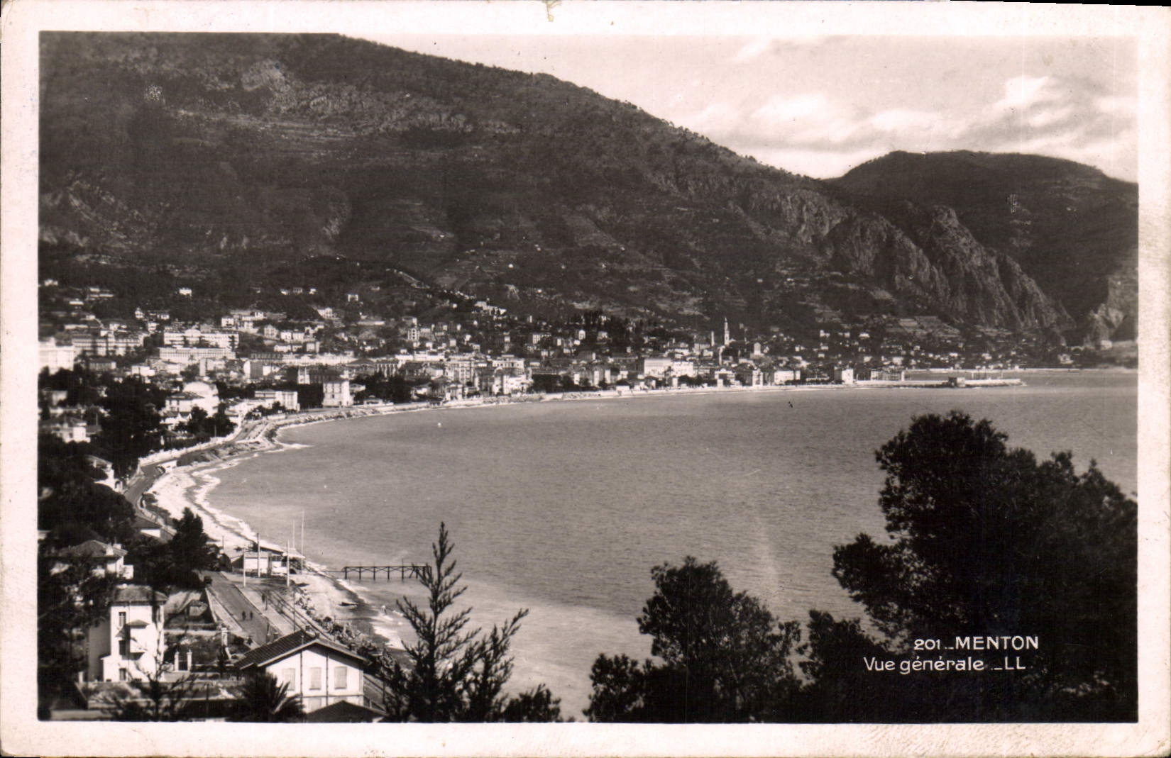 CPA Menton Vue generale 