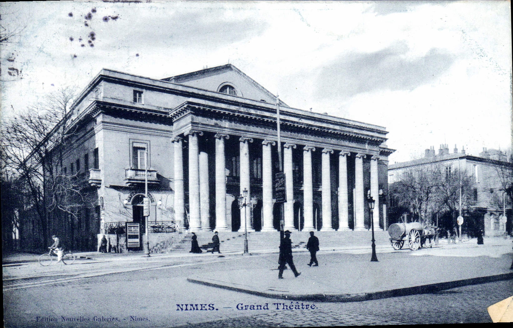 CPA Nimes Grand Theatre 