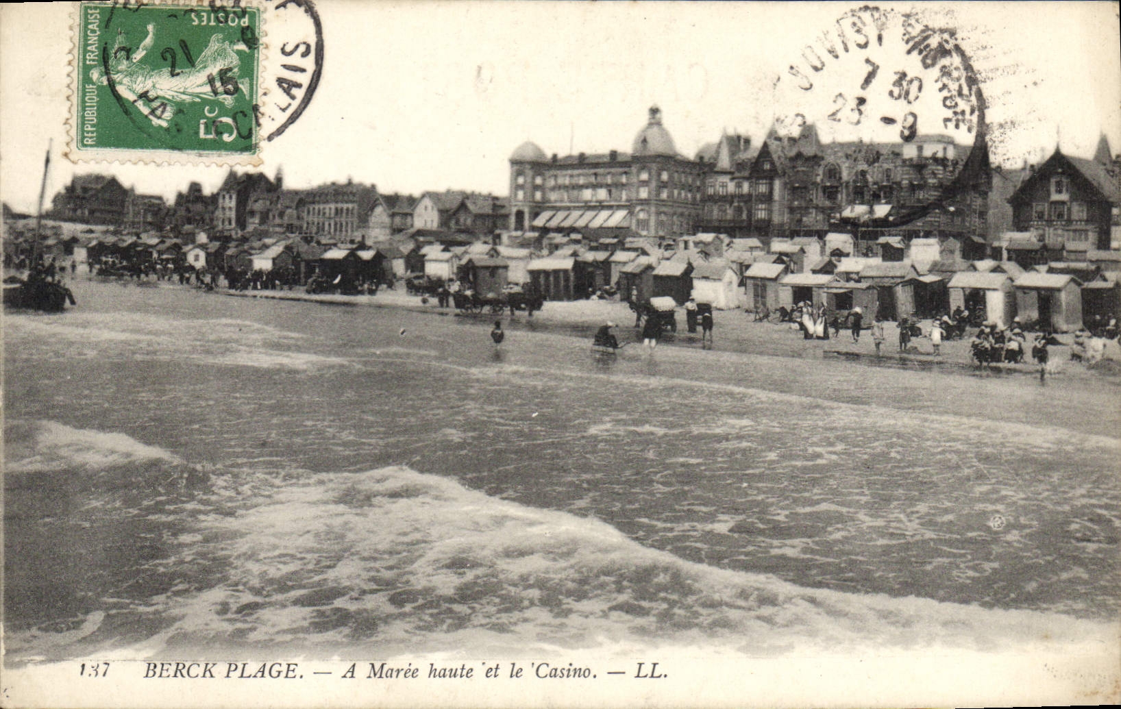 CPA Berck Plage A Maree haute et le Casino 