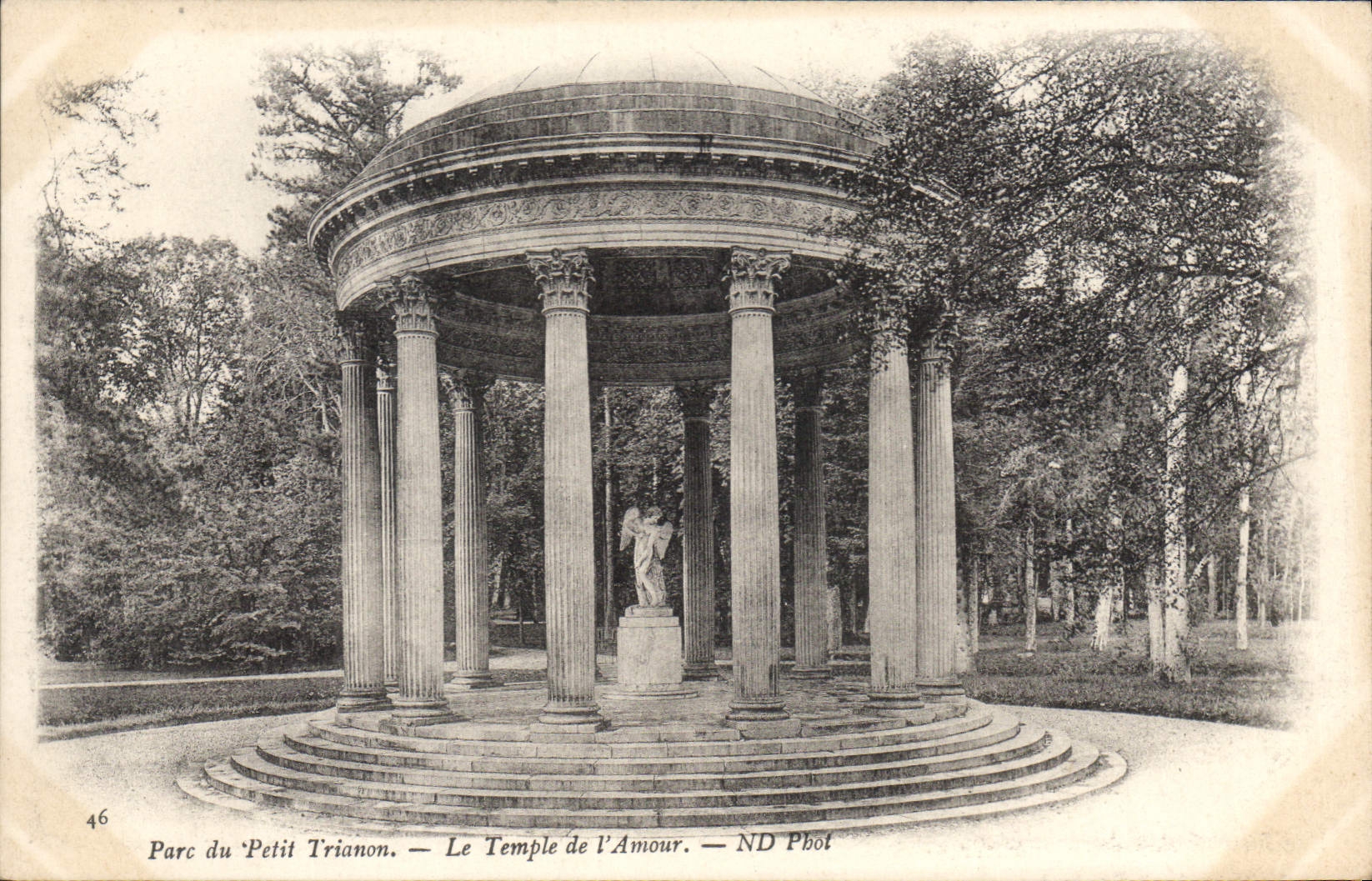 CPA Parc du Petit Trianon Le Tempe de l'Amour 