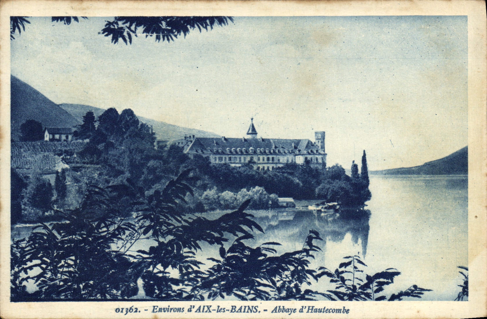 CPA Environs d'Aix les Bains Abbaye d'Hautecombe 