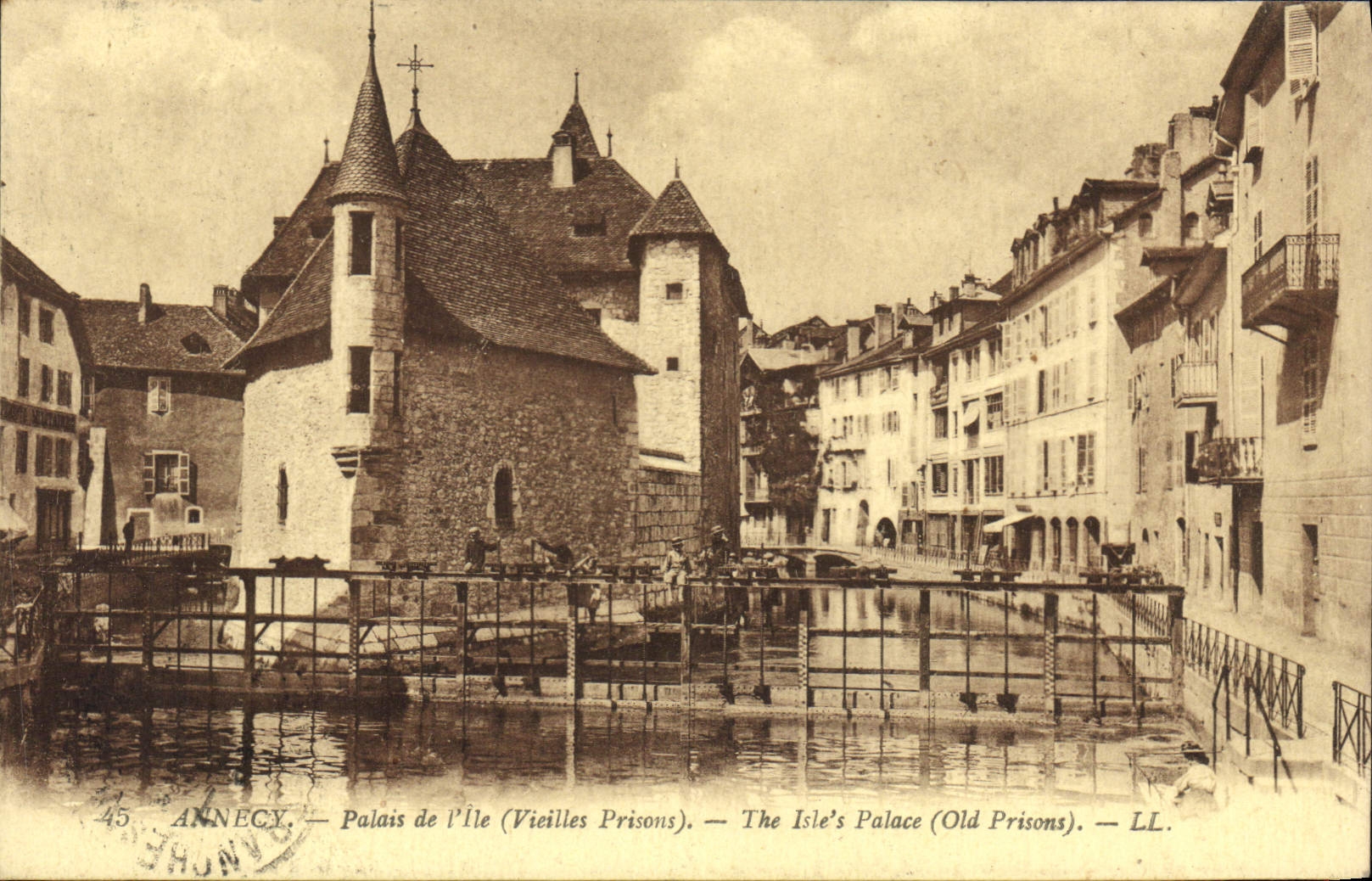 CPA Annecy Palais de l'Ile Vieilles Prisons