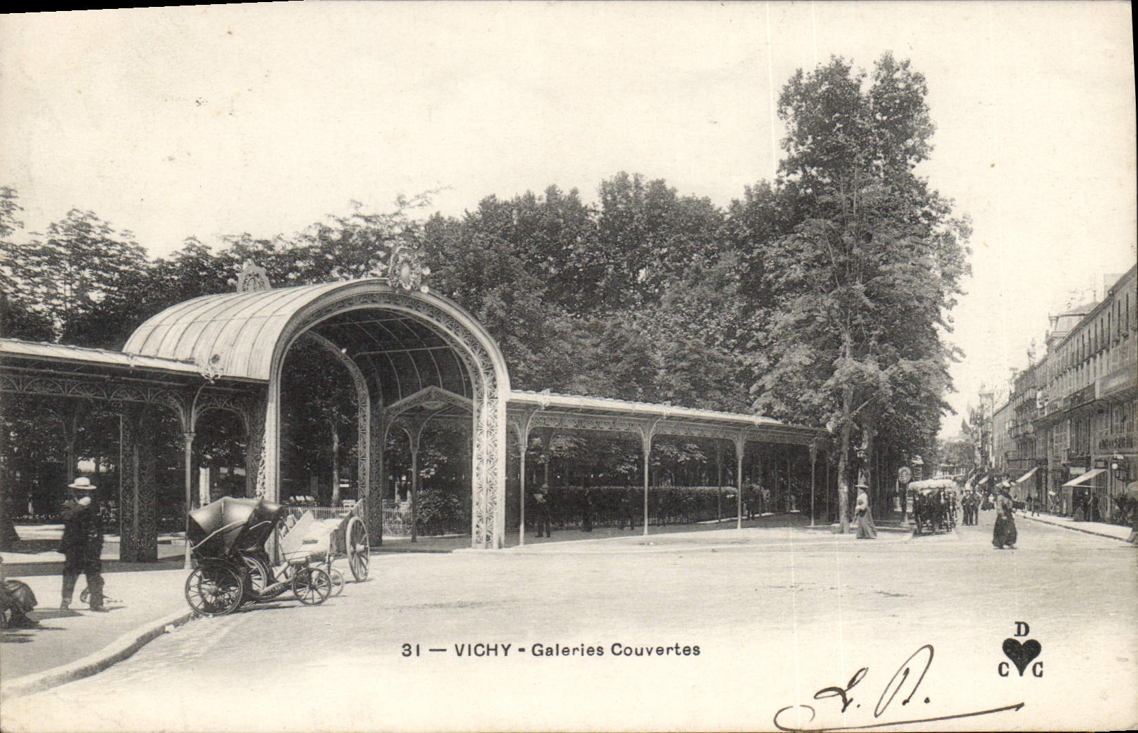 CPA Vichy Galeries Couvertes 