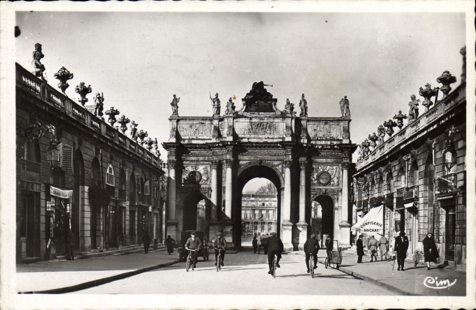 CPA Nancy M et M Arc de Triomphe 