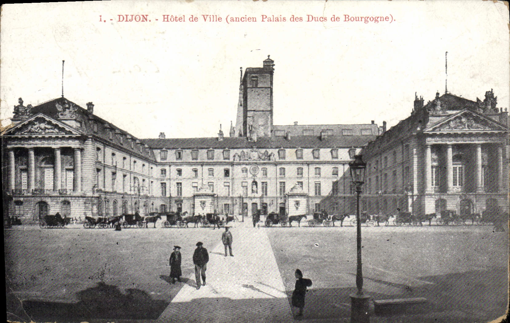 CPA Dijon Hotel de Ville Palais des Ducs de Bourgogne 