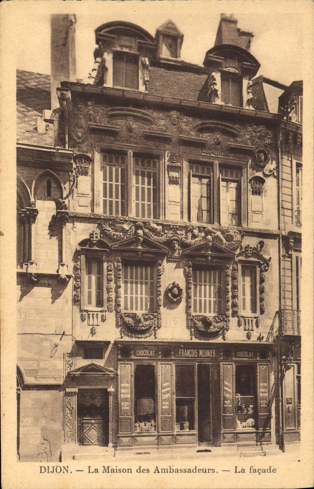 CPA Dijon La Maison des Ambassadeurs La Facade 