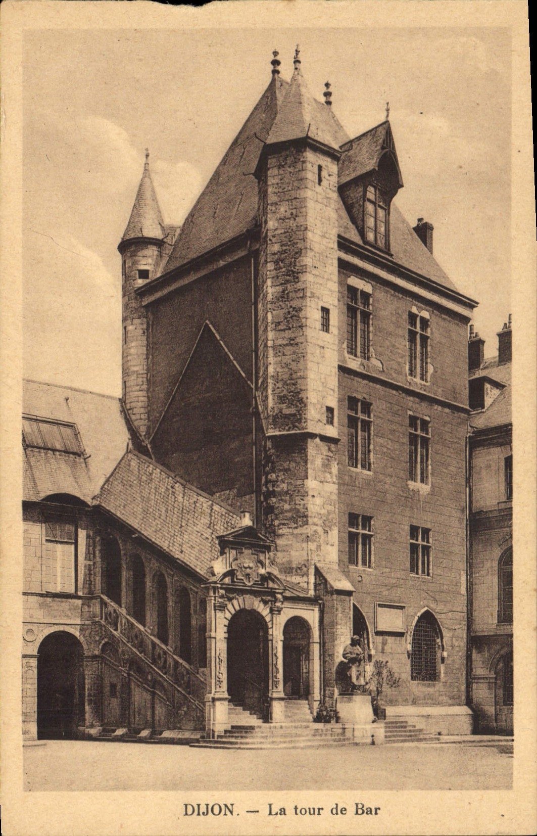 CPA Dijon La tour de Bar 