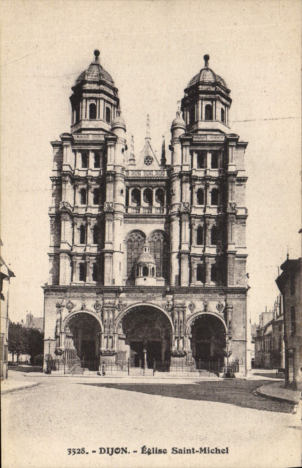 CPA Dijon eglise Saint Michel 
