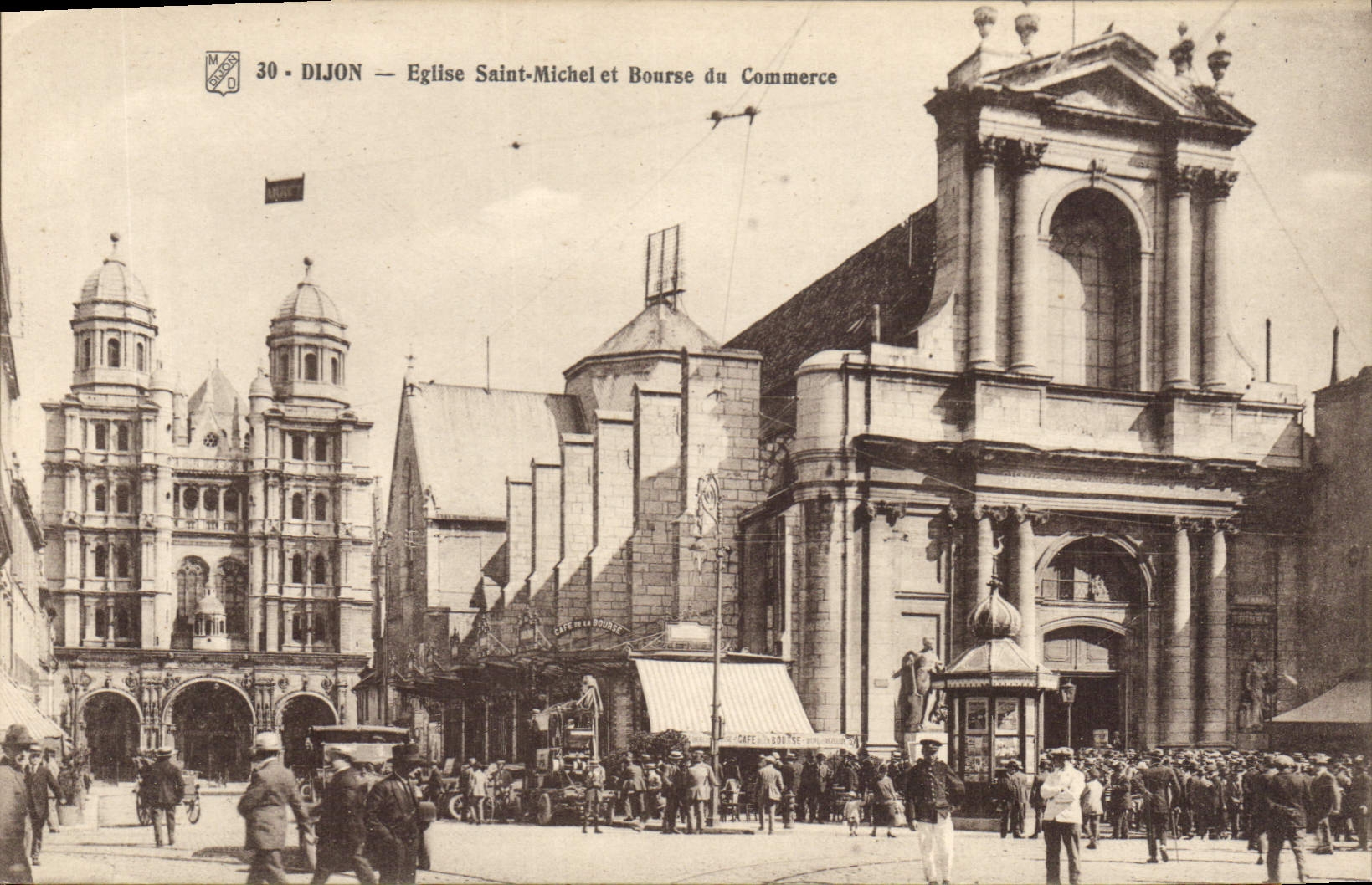CPA Dijon eglise Saint Michel et Bourse du Commerce 