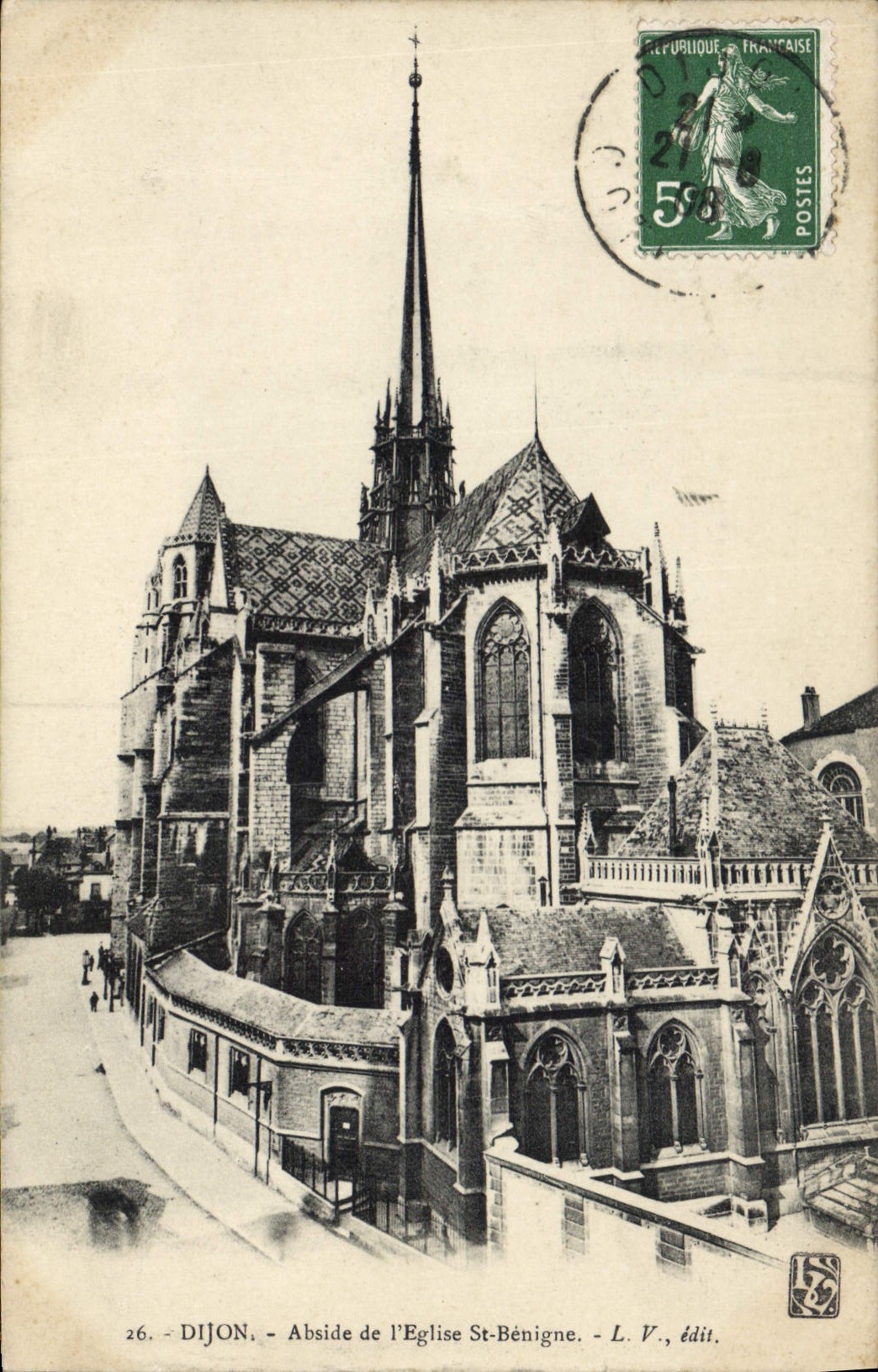 CPA Dijon Abside de l'eglise St Benigne 